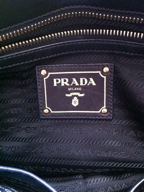 prada milano wallet fake